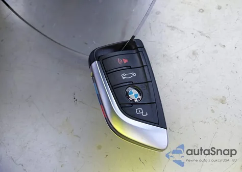 2025 BMW 3 Series 330I из США, поврежденный, VIN 3MW69CW00S8F14140